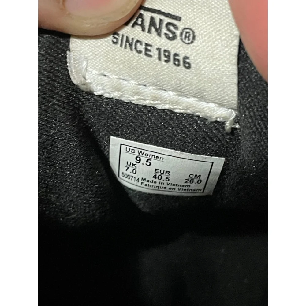 Women's Vans Ward Hi Sneakers Black/White US 9.5 men’s size 8